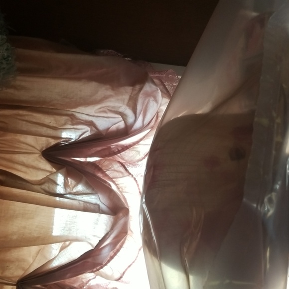 Victorian Trading Company Tea Party Hat - Picture 5 of 5